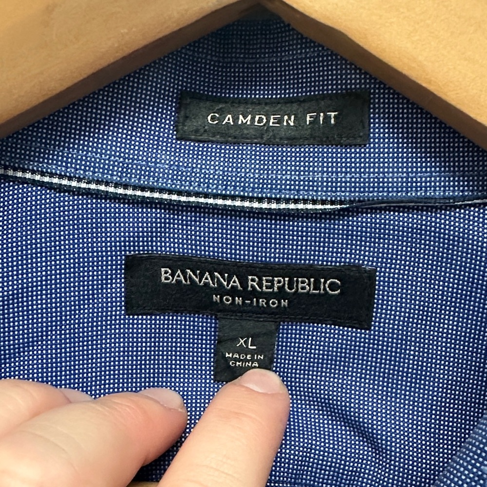 Banana Republic Men’s CAMDEN‎ FIT Non Iron Dress Shirt XL 17-17.5 Office Preppy - Picture 3 of 7